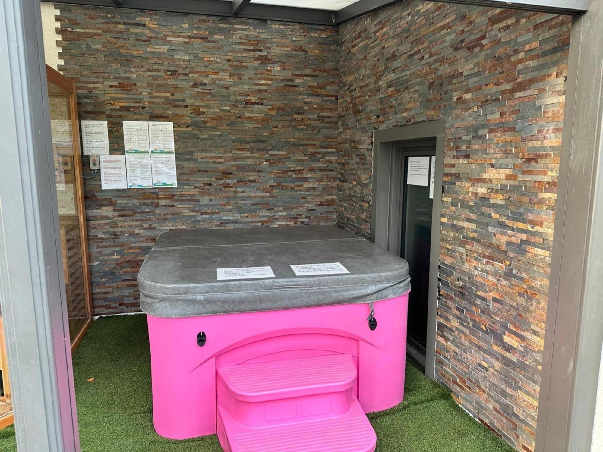 Luxurious Castle With Hot Tub In The Belgian Villa Jamoigne Eksteriør billede